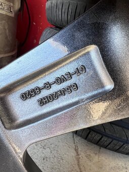 5x112 8.5j et30 r20 255/30r20 - 12