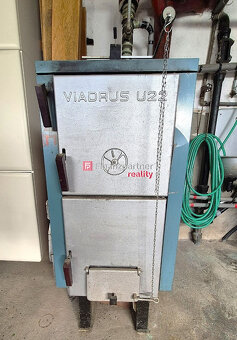 3 izbový dom s veľkým pozemkom v obci Radošina - 12