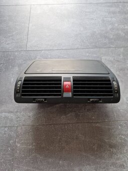 Diely interieru Škoda Octavia 2 - 12