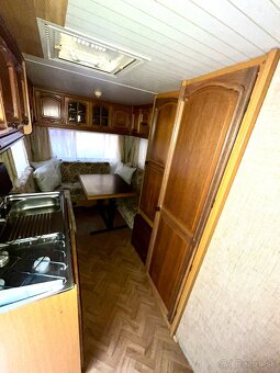 Karavan Hobby de luxe obytný prives +predstan - 12