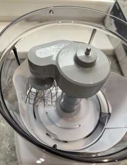 Bosch MultiTalent 8 MC812W501 kuchynský robot - 12