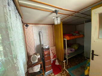 PREDAJ Nádherná vinica s chatkou, Hrušov - 12