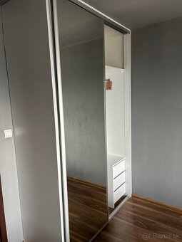 Ponúkam na prenájom 2 izbový byt v centre Snv - 12
