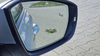 Škoda Octavia Combi Clever 1.6tdi 85kw DSG- top stav - 12