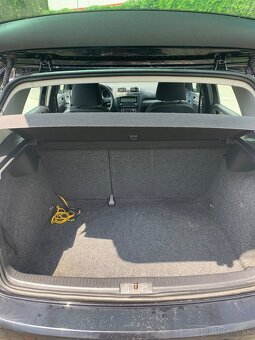 Volkswagen GOLF VI - 12