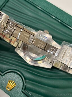 Rolex Submariner Date, HULK,  Nové, 41mm - 12