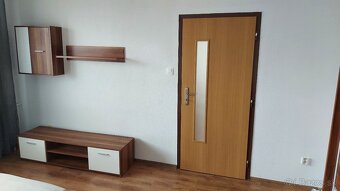 Prenájom 1 izb. byt. V Leviciach na Kyjevskej. - 12