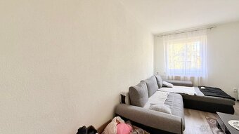 MAĎARSKO - NOVAJIDRÁNY 6 IZBOVÝ RD PO VNÚTORNEJ REKONŠTRUKCI - 12