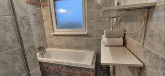 Štvorizbový byt v Dunajskej Strede – priestor, pohodlie a lo - 12