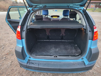 Citroën C4 Picasso 1.8 i - 12