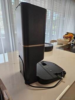 🧹 iRobot Roomba S9+ (9558) – robotický vysávač s dokovacou - 12