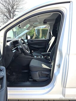 Volkswagen Caddy Dodávka Maxi 2,0 TDI Basis - 12