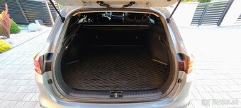 Kia Ceed SW 1,5TGDi+A7+Gold+Gold Pack+LED - 12