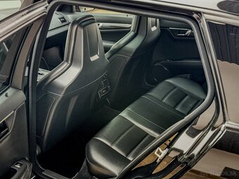 Mercedes-Benz C trieda Kombi 63 AMG Performance - 12