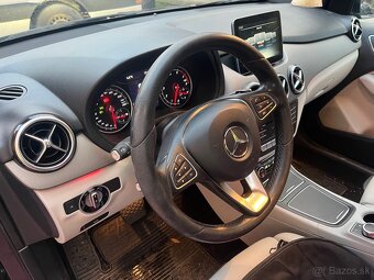 MERCEDES-BENZ B 180 - 12