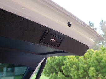 Skoda Octavia Combi RS 2.0 TDI DSG 135kw 10/2016 - 12