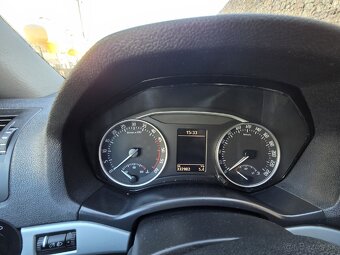Škoda Octavia 2 facelift 1.6 TDI (77kw) - 12