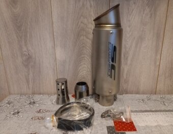 Športový  ladený  univerzálny  moto  výfuk  Nový   Nerezový - 12