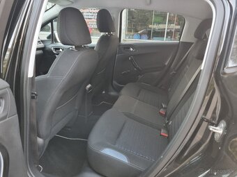 ===Peugeot 208=== - 12