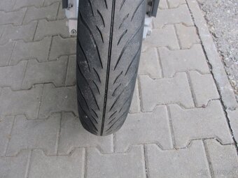Aprilia Tuono 125 - 12