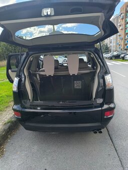 Outlander XL 2012. 2.2 D-i-d . - 12