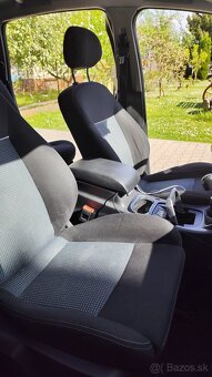 FORD S-MAX 2.0 TDCi 103 kW - Spoľahlivé rodinné auto - 12