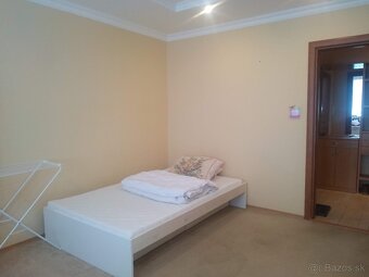 Prenájom 3 izbový byt, OC Tip- Top - Staré mesto - 12