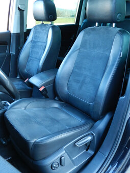 VW Sharan 2.0 TDI Highline 4MOTION 7miest Panorama Webasto - 12