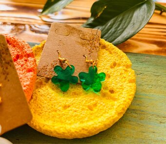 Živicové handmade náušnice - 12