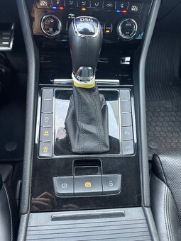 Na Predaj Škoda Superb 3 2.0 TDi 140 Kw LAURIN & KLEMENT - 12