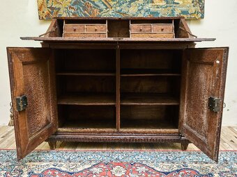 Klasicistický dubový sekretár s komodou z obdobia okolo roku - 12