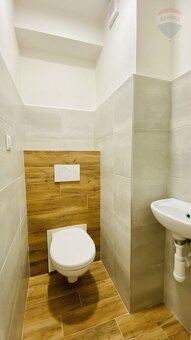 NOVOZREKONŠTRUOVANÝ 4 IZBOVÝ BYT S GARÁŽOU - 12