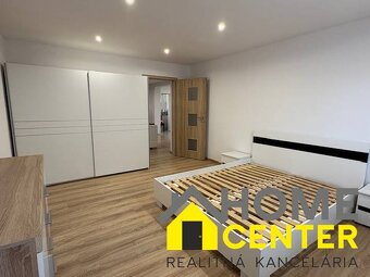 NA PREDAJ 4 izbový zrekonštruovaný rodinný dom v Kolárove - 12