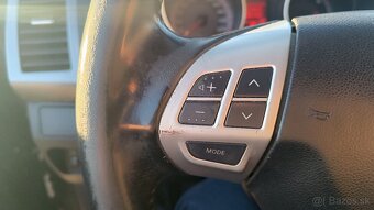 Citroen C-Crosser 2,2Hdi, 7miest, 4x4 - 12