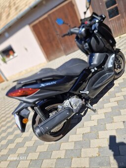 Yamaha - 12