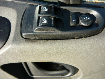 IVECO DAILY 50 C 14 CNG+BA ŠASÍ EEV - 12