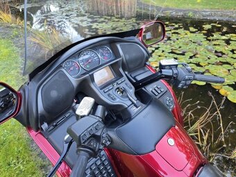 Honda Goldwing GL 1800 - 12