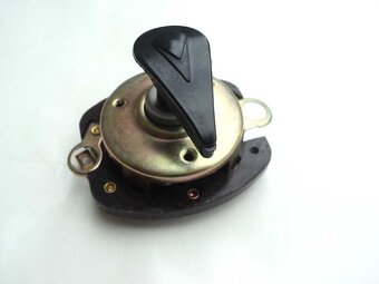 Originální nové dynamo rotor dynama alternátor 12V 500W - 12