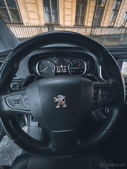PEUGEOT TRAVELLER EXPERT 2.0 HDi - 12