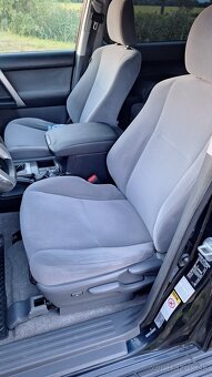Toyota Landcruiser 3.0D 127KW rok 2010 facelift AUTOMAT - 12