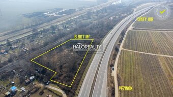 HALO reality - Predaj, pozemok   6867 m2 Svätý Jur - EXKLUZÍ - 12