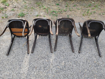 Kaviarenský stolík J. Hoffmann a 4x stolička Thonet - 12