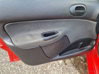 Peugeot 206 SW 1.4 16V - 12