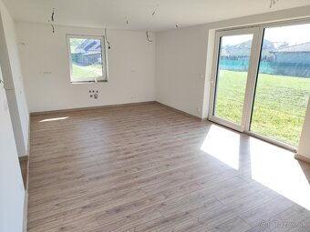 Dokončená novostavba bungalovu na kľúč - 12
