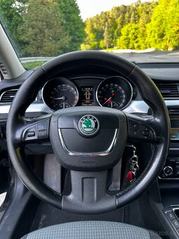 Škoda Superb 2010 2.0 125kW - 12