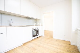2-izbový byt po kompletnej rekonštrukcii na vyhľadávanej uli - 12