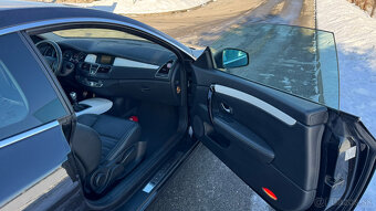 Renault Laguna 2.0 dCi 180k Bose - 12