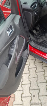 Opel Crossland  X 1,2 Benzín - 12