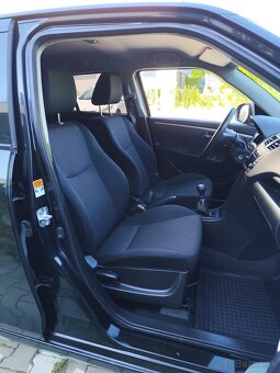 Suzuki Swift 1.2  4x4 - 12