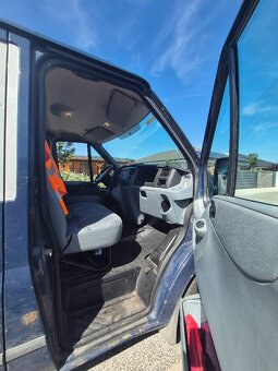 Ford Transit - 12